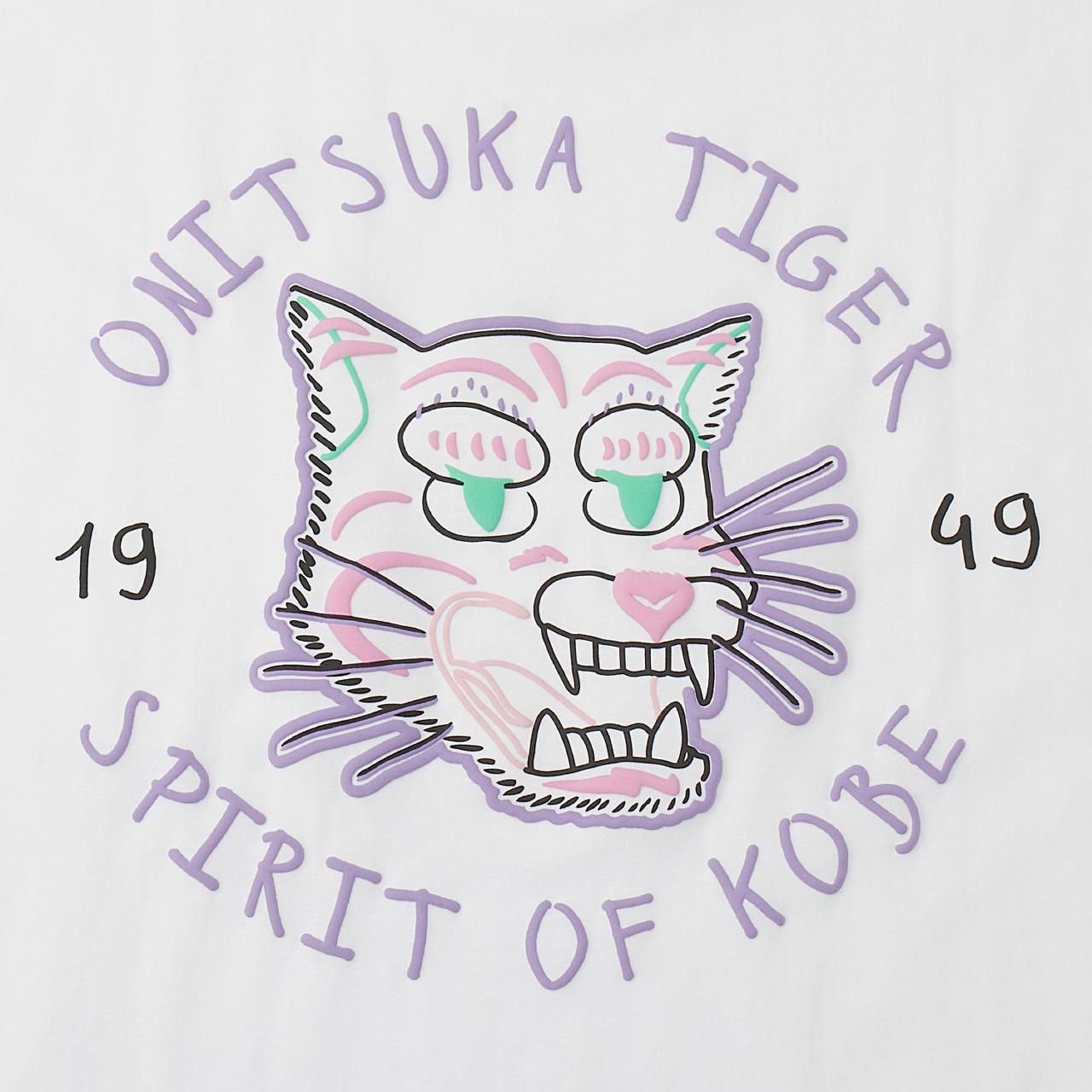GRAPHIC TEE