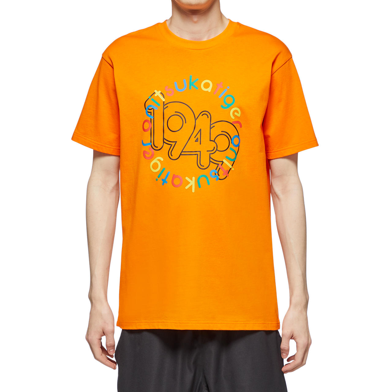 GRAPHIC TEE